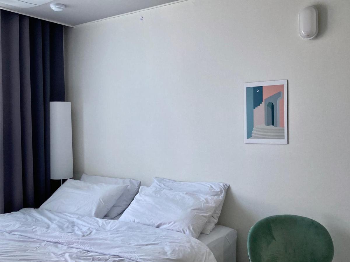 Apartment Moon Star